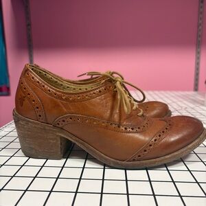 Frye Maggie oxfords